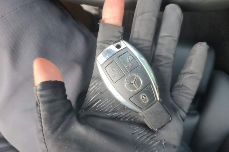 Used Mercedes-Benz C-Class 2016 C 200 Sport Edition Vehicle Key