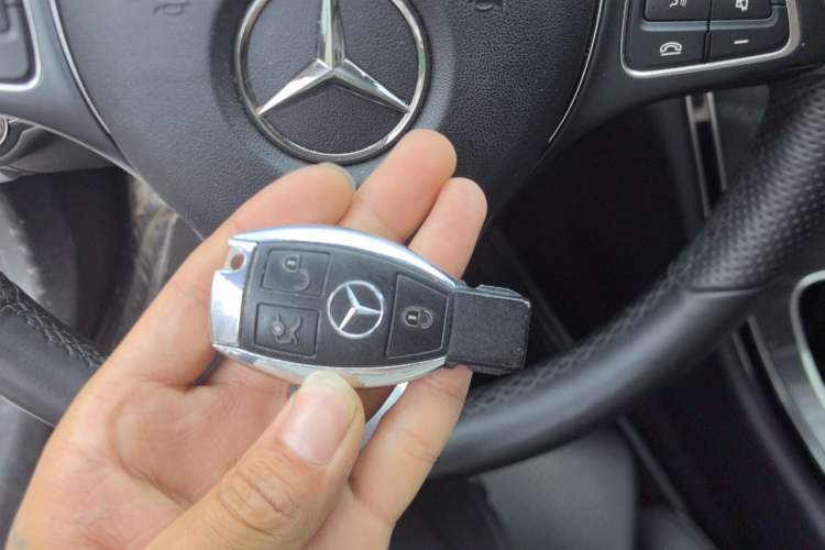 Used Mercedes-Benz C-Class 2016 C 200 L Sport Edition Vehicle Key