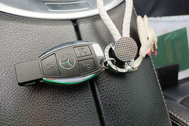 Used Mercedes-Benz C-Class 2016 C 200 L Sport Edition Vehicle Key