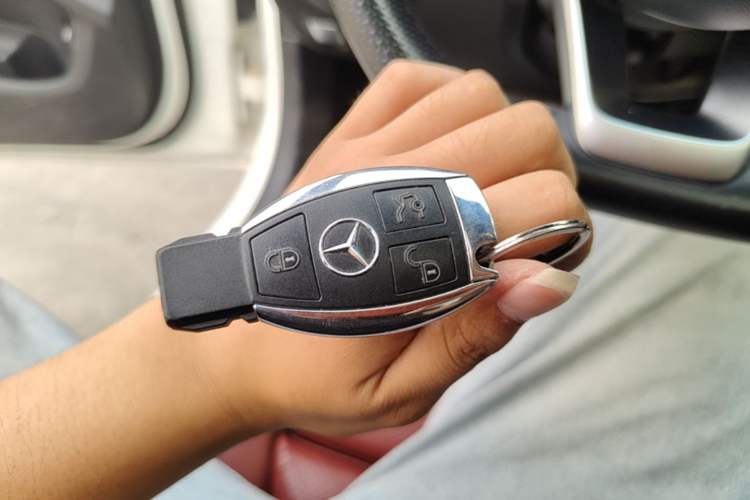 Used Mercedes-Benz C-Class 2016 C 200 Sport Edition Vehicle Key