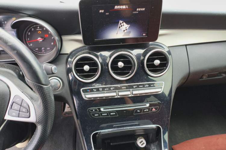 Used Mercedes-Benz C-Class 2017 Restyled C 200 Sport Edition Audio And AC Panel