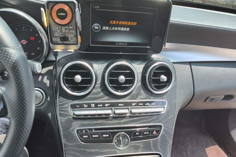Used Mercedes-Benz C-Class 2017 C 200 L Sport Edition Audio And AC Panel