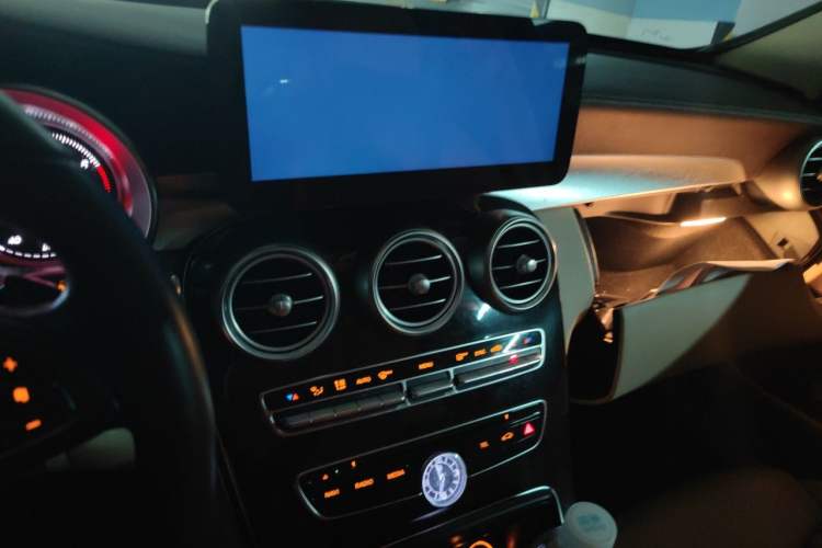 Used Mercedes-Benz C-Class 2017 Facelifted C 180 L Stylish Edition Audio And AC Panel