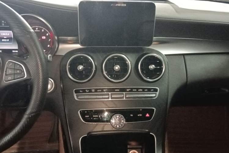 Used Mercedes-Benz C-Class 2017 Facelift C 200 L Sport Edition Audio And AC Panel