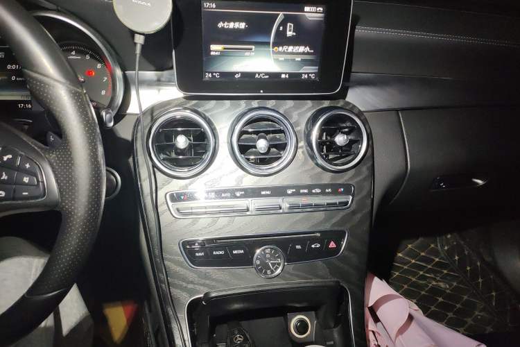 Used Mercedes-Benz C-Class 2017 Facelift C 200 L Sport Edition Audio And AC Panel