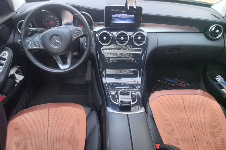 Used Mercedes-Benz C-Class 2017 Revised C 180 L Dynamic Sports Edition Center Console