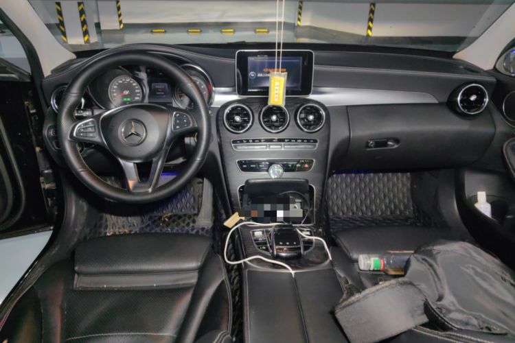 Used Mercedes-Benz C-Class 2017 C 180 L Sport Edition Center Console