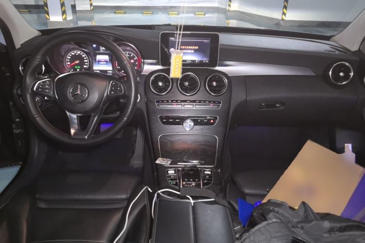 Used Mercedes-Benz C-Class 2017 C 180 L Sport Edition Center Console