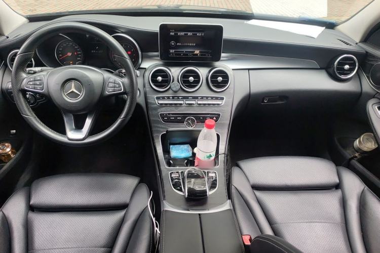 Used Mercedes-Benz C-Class 2017 C 180 L Sport Edition Center Console