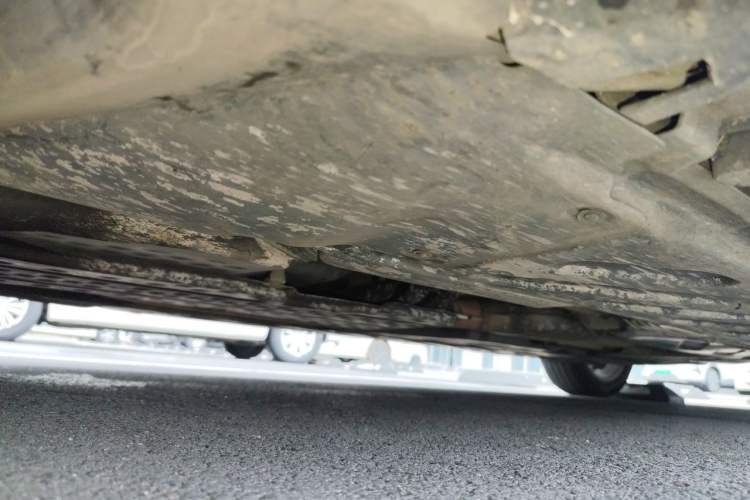 Used Mercedes-Benz C-Class 2017 C 200 L Sport Edition Chassis Front Left