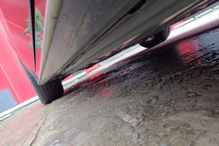 Used Mercedes-Benz C-Class 2017 C 180 L Sport Edition Chassis Front Left