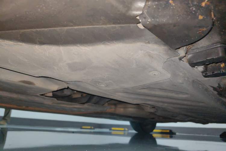 Used Mercedes-Benz C-Class 2017 C 180 L Sport Edition Chassis Front Left