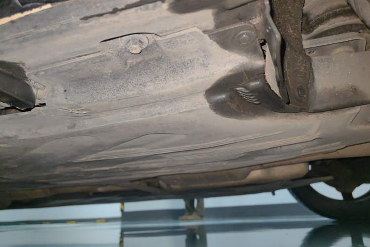 Used Mercedes-Benz C-Class 2017 C 180 L Sport Edition Chassis Rear Left