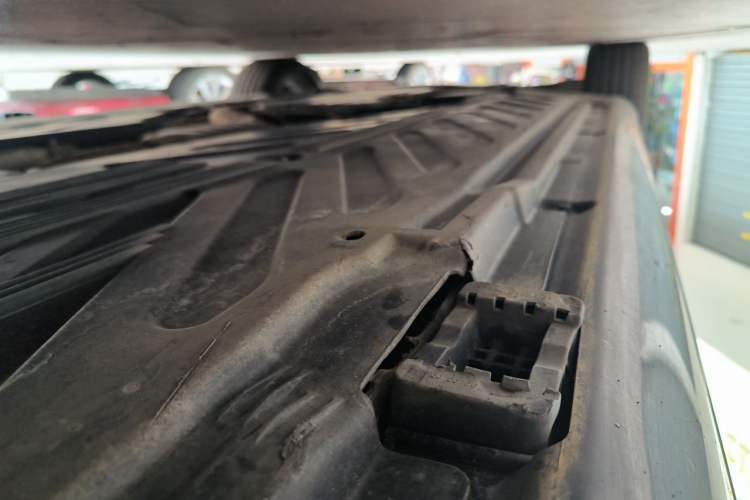 Used Mercedes-Benz C-Class 2017 Facelift C 200 L Chassis Rear Left