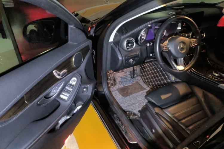 Used Mercedes-Benz C-Class 2017 Facelifted C 180 L Stylish Edition Driver Seat