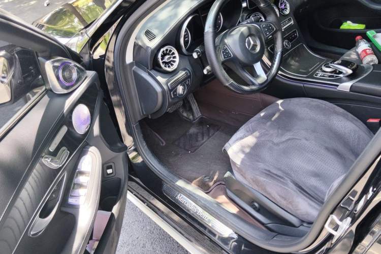 Used Mercedes-Benz C-Class 2017 Facelift C 200 L Sport Edition Driver Seat