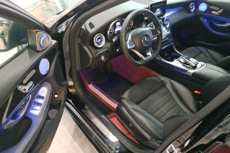 Used Mercedes-Benz C-Class 2017 Restyled C 200 Sport Edition Driver Seat