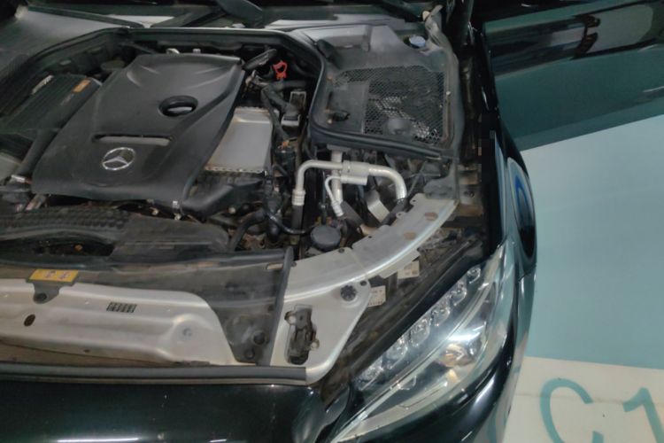 Used Mercedes-Benz C-Class 2017 C 180 L Sport Edition Engine Bay Left