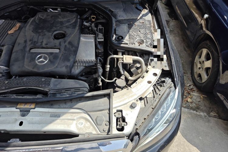 Used Mercedes-Benz C-Class 2017 Facelift C 200 L Engine Bay Left