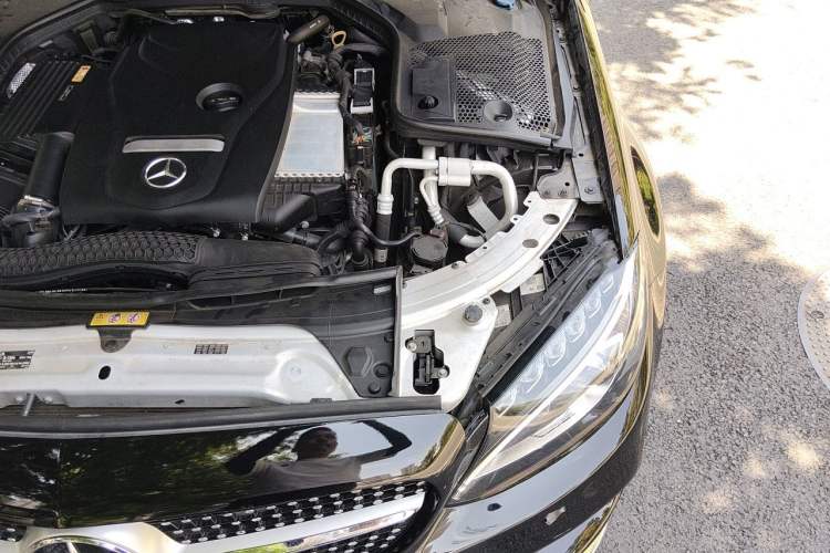 Used Mercedes-Benz C-Class 2017 Facelift C 200 L Sport Edition Engine Bay Left