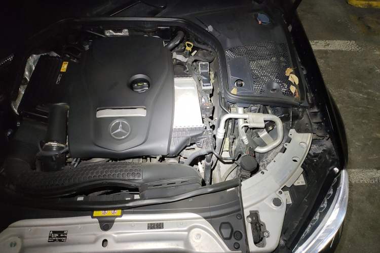 Used Mercedes-Benz C-Class 2017 Facelift C 200 L Sport Edition Engine Bay Left