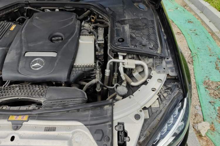 Used Mercedes-Benz C-Class 2017 Facelift C 200 L Sport Edition Engine Bay Left