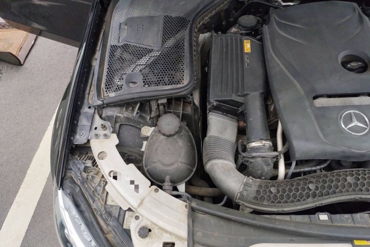 Used Mercedes-Benz C-Class 2017 C 200 L Sport Edition Engine Bay Right