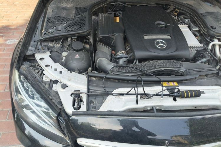 Used Mercedes-Benz C-Class 2017 Facelift C 200 L Sport Edition Engine Bay Right