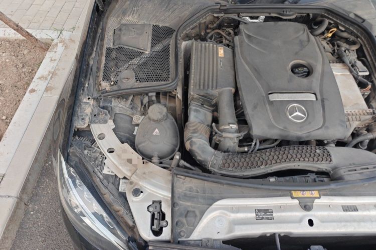 Used Mercedes-Benz C-Class 2017 Facelift C 200 L Sport Edition Engine Bay Right