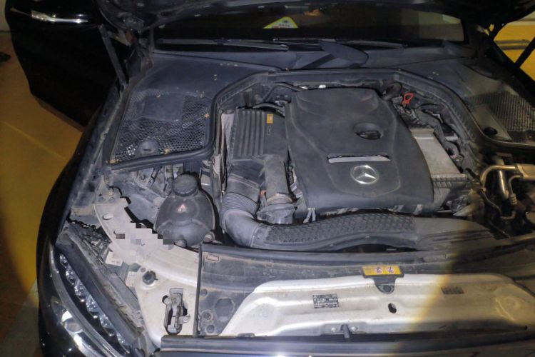 Used Mercedes-Benz C-Class 2017 Facelifted C 180 L Stylish Edition Engine Bay Right
