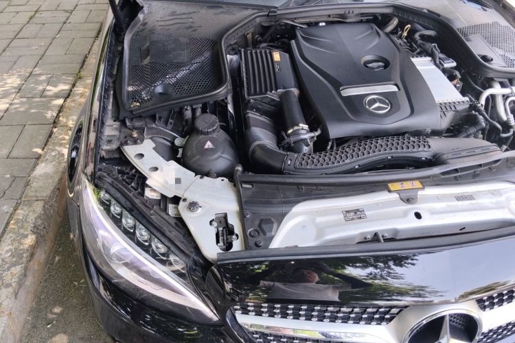 Used Mercedes-Benz C-Class 2017 Facelift C 200 L Sport Edition Engine Bay Right