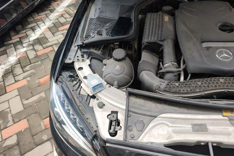 Used Mercedes-Benz C-Class 2017 C 180 L Sport Edition Engine Bay Right
