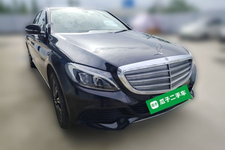 Used Mercedes-Benz C-Class 2017 Facelift C 200 L Front Right 45 Deg