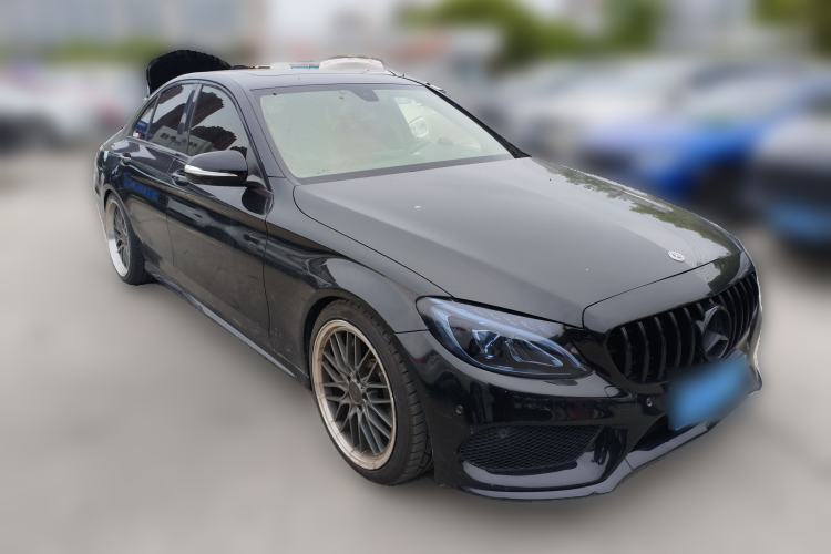 Used Mercedes-Benz C-Class 2017 Restyled C 200 Sport Edition Front Right 45 Deg
