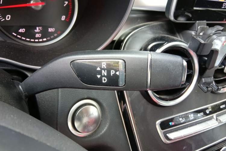 Used Mercedes-Benz C-Class 2017 Restyled C 180 L Fashion Edition Sport Version Gear Lever