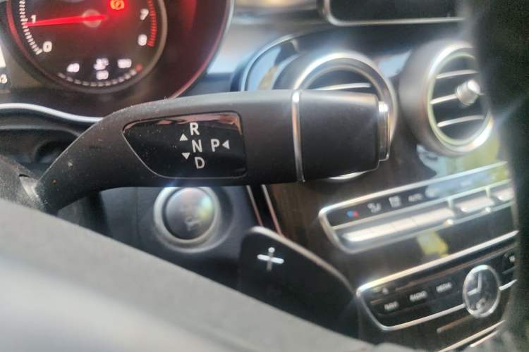 Used Mercedes-Benz C-Class 2017 C 200 L Gear Lever