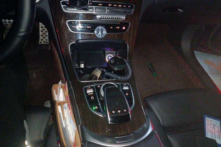Used Mercedes-Benz C-Class 2017 Facelifted C 180 L Stylish Edition Gear Lever