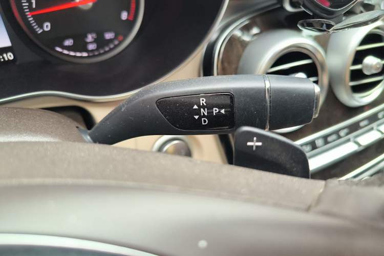 Used Mercedes-Benz C-Class 2017 Facelift C 200 L Gear Lever