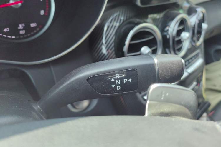 Used Mercedes-Benz C-Class 2017 C 200 4MATIC Coupe Gear Lever