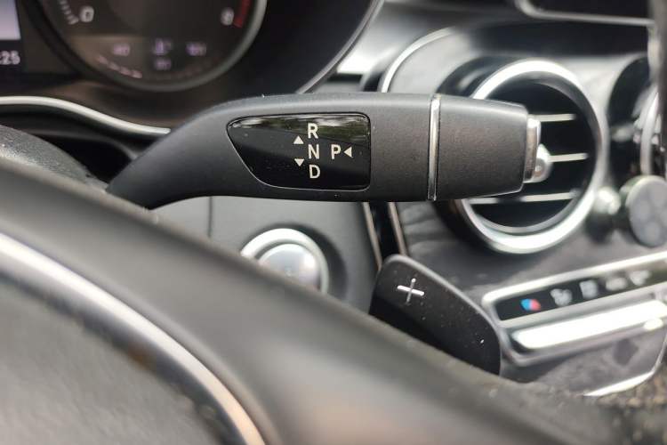 Used Mercedes-Benz C-Class 2017 C 180 L Sport Edition Gear Lever