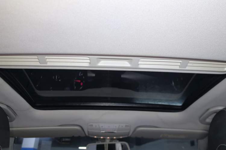 Used Mercedes-Benz C-Class 2017 C 180 L Sport Edition Headliner