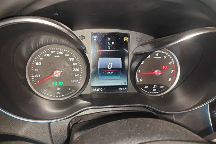 Used Mercedes-Benz C-Class 2017 Facelift C 200 L Sport Edition Instrument Cluster