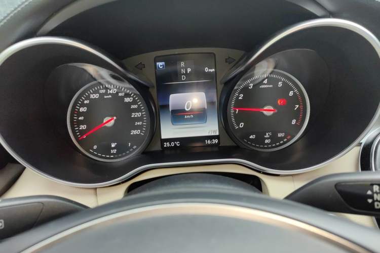 Used Mercedes-Benz C-Class 2017 Facelift C 200 L Sport Edition Instrument Cluster