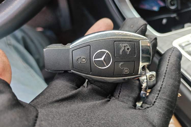 Used Mercedes-Benz C-Class 2017 Facelift C 200 L Sport Edition Interior 1
