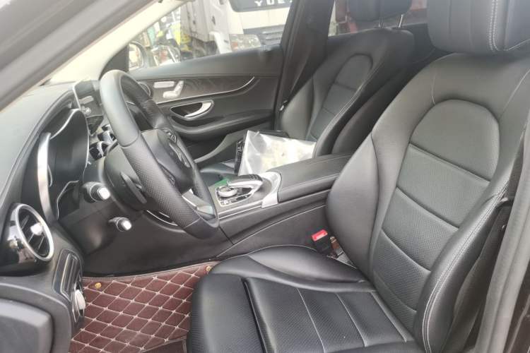 Used Mercedes-Benz C-Class 2017 Facelift C 200 L Sport Edition Left Front Seat