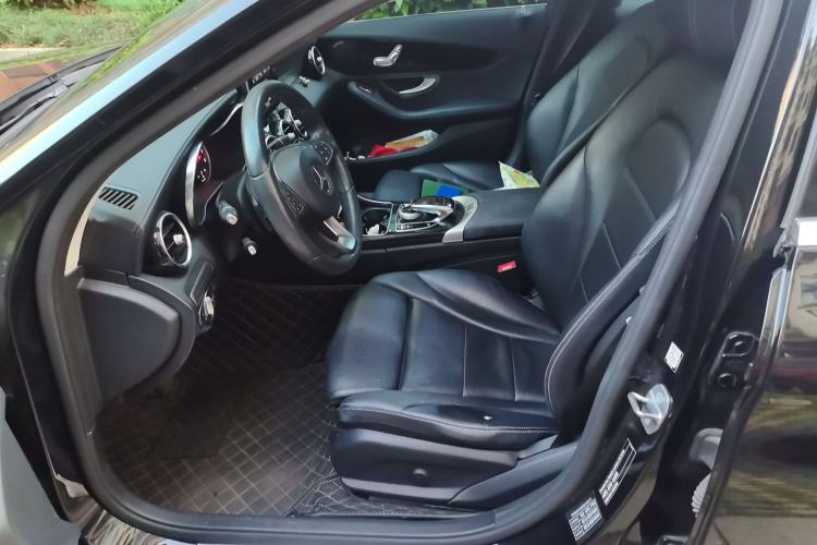 Used Mercedes-Benz C-Class 2017 Revised C 180 L Dynamic Sports Edition Left Front Seat