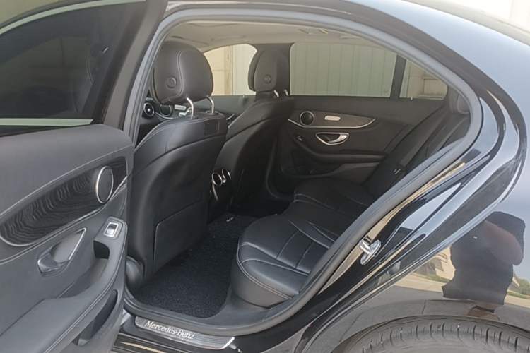 Used Mercedes-Benz C-Class 2017 Facelift C 200 L Sport Edition Left Rear Seat