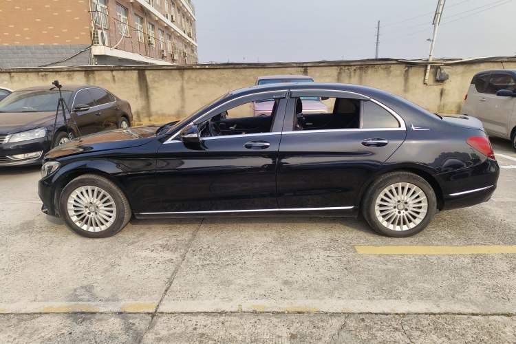 Used Mercedes-Benz C-Class 2017 C 180 L Left Side