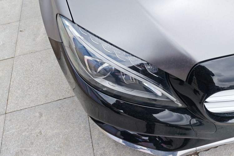 Used Mercedes-Benz C-Class 2017 Revised C 180 L Dynamic Sports Edition Right Front Headlight