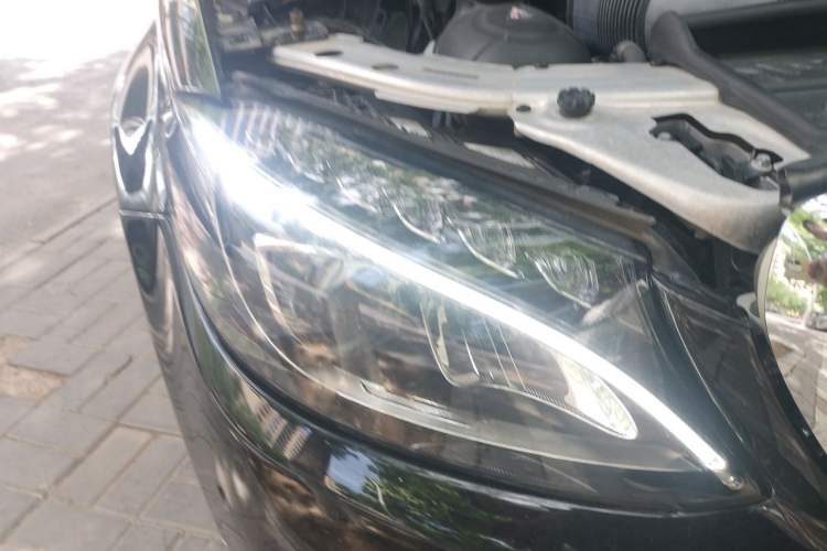 Used Mercedes-Benz C-Class 2017 Facelift C 200 L Sport Edition Right Front Headlight